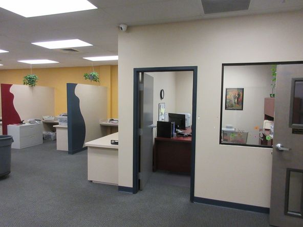 In the News Inc. Industrial Manuf. Flex Building: 8517 Sunstate St, Tampa, FL 33634
